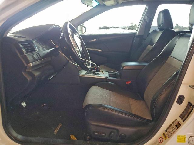 Toyota Camry Base Image 5