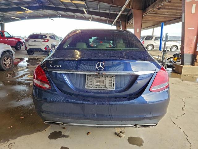 Mercedes-Benz C-Class 300 Image 7