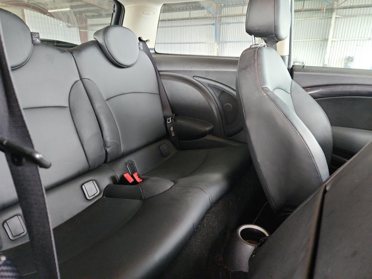 MINI Cooper S Image 7