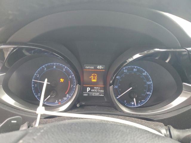 Toyota Corolla L Image 8