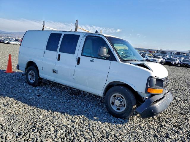 Chevrolet Express Image 9
