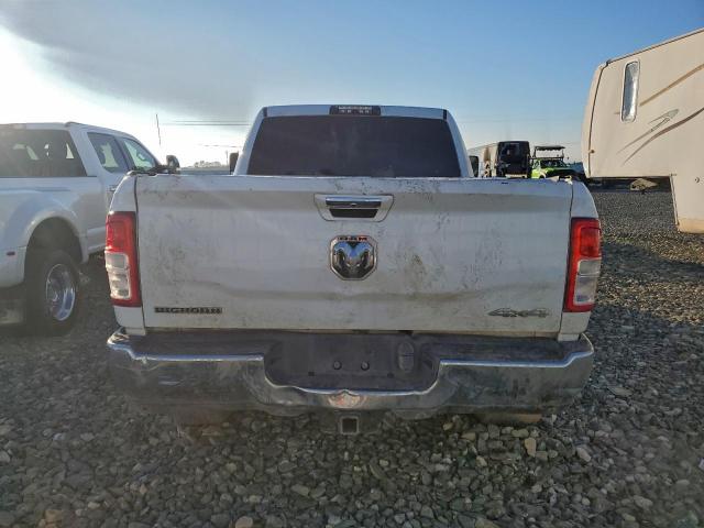 Ram 3500 Big Horn Image 10