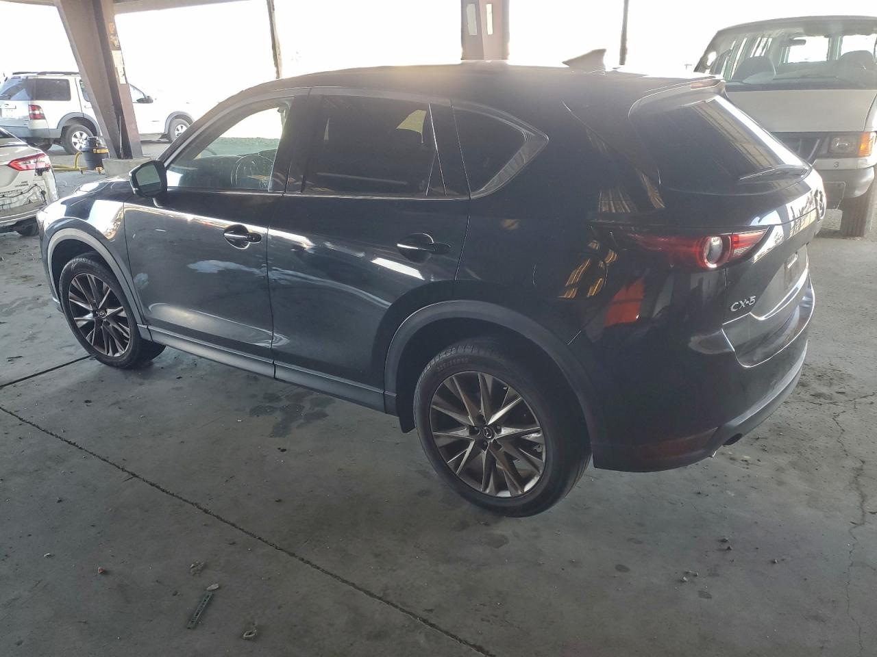 Mazda Cx Grand Touring Image 3