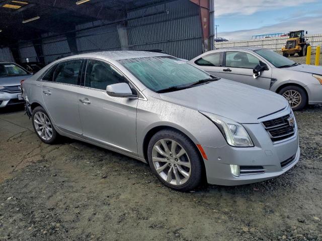 Cadillac XTS Luxury Image 2