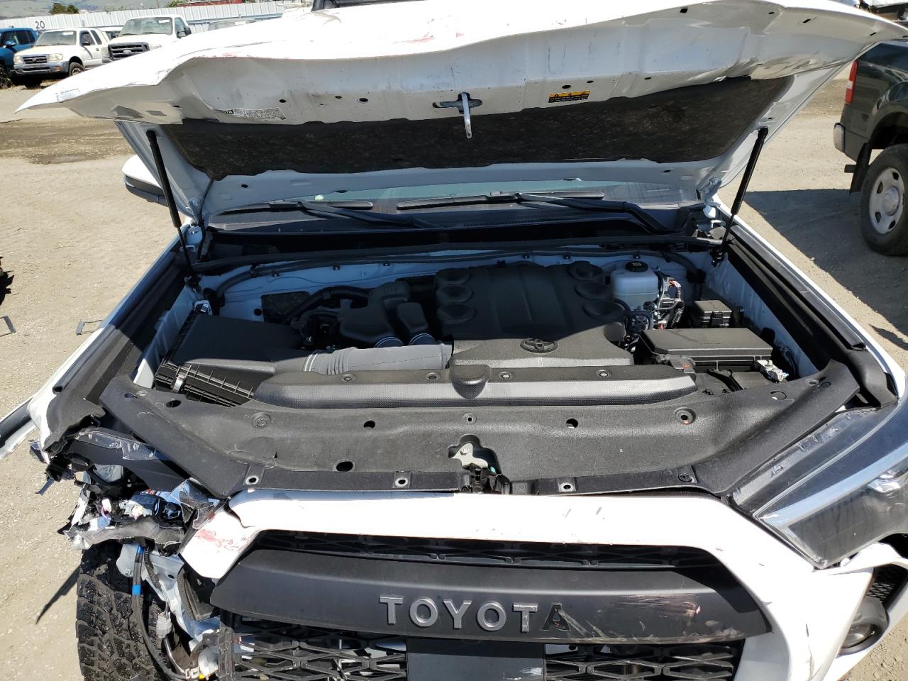 Toyota 4Runner Sr5 Premium Image 12