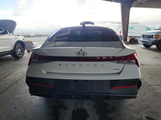 Hyundai ELANTRA Blue Image 2