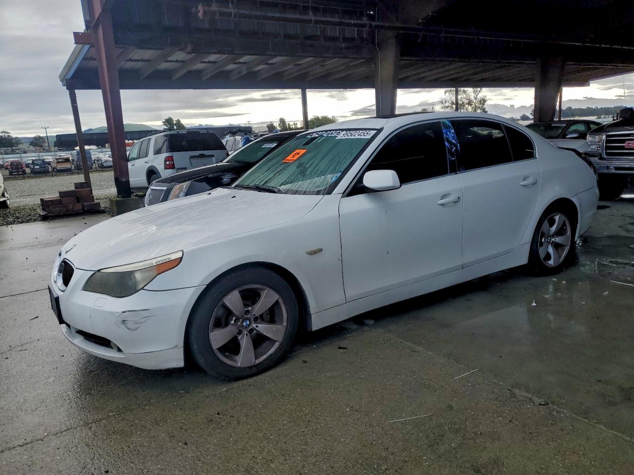 BMW 5 Series I Image 1