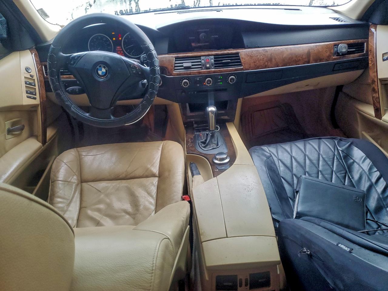 BMW 5 Series I Image 9