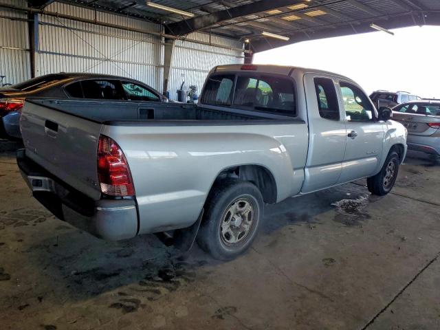 Toyota Tacoma Access Cab Image 3