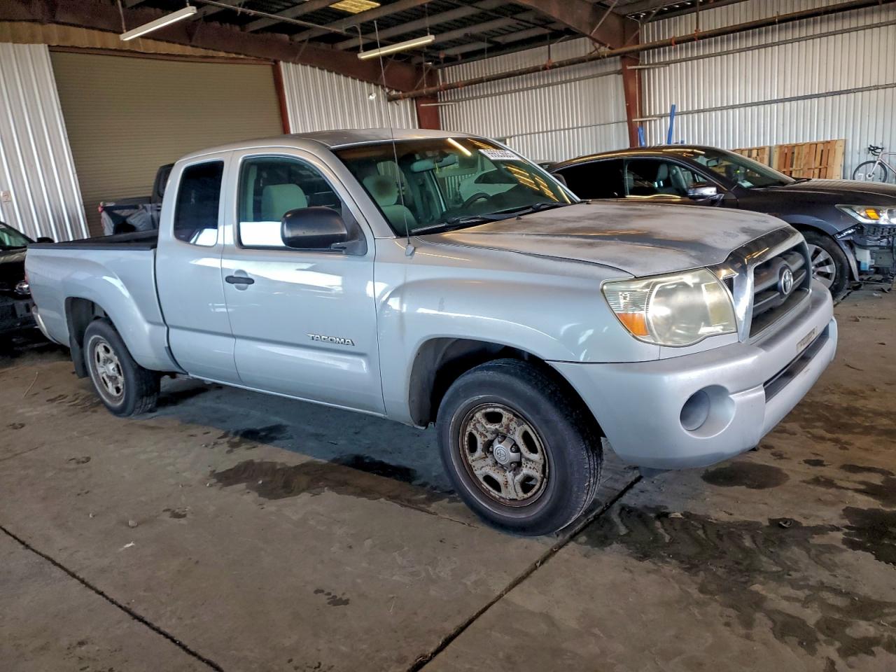Toyota Tacoma Access Cab Image 6