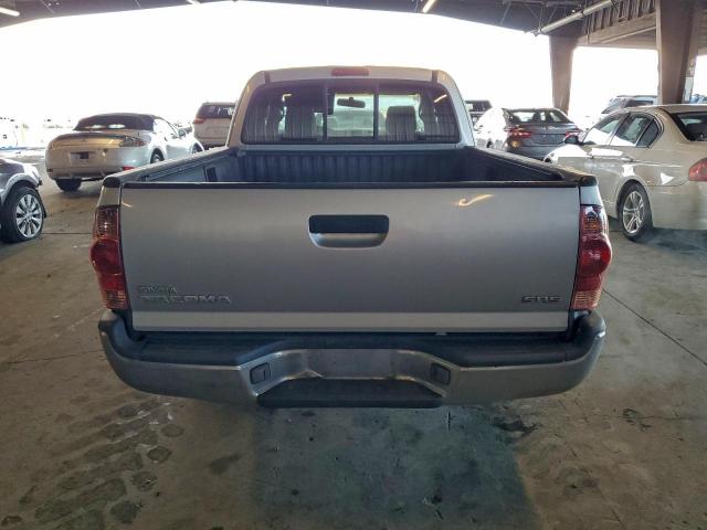 Toyota Tacoma Access Cab Image 11