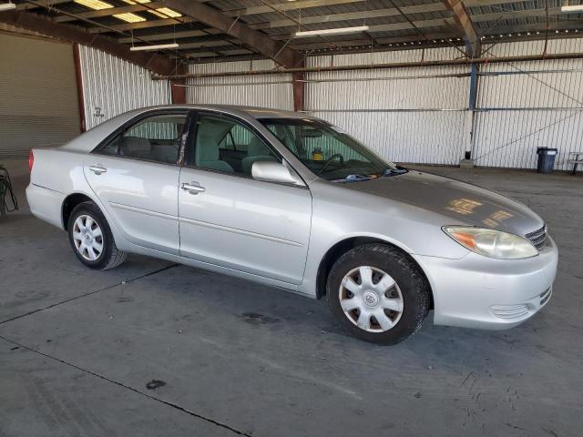 Toyota Camry Le Image 10