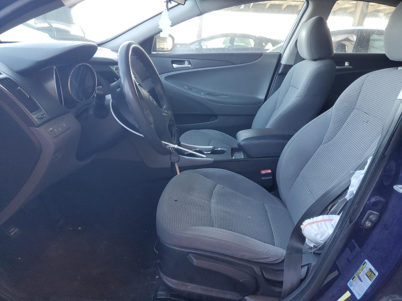 Hyundai SONATA Gls Image 11