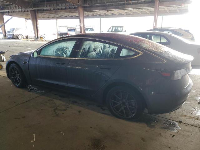Tesla Model 3 Image 5