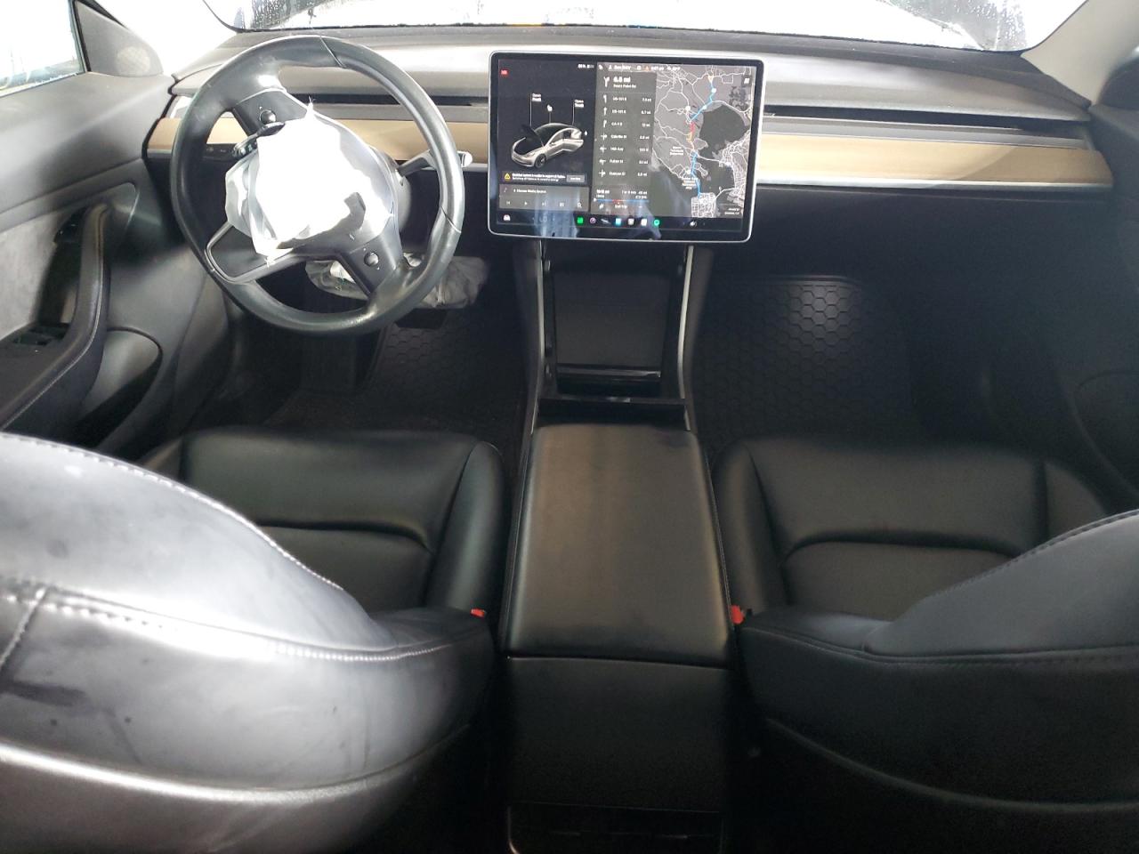 Tesla Model 3 Image 2