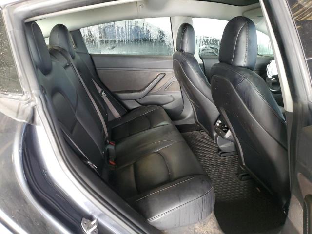 Tesla Model 3 Image 4