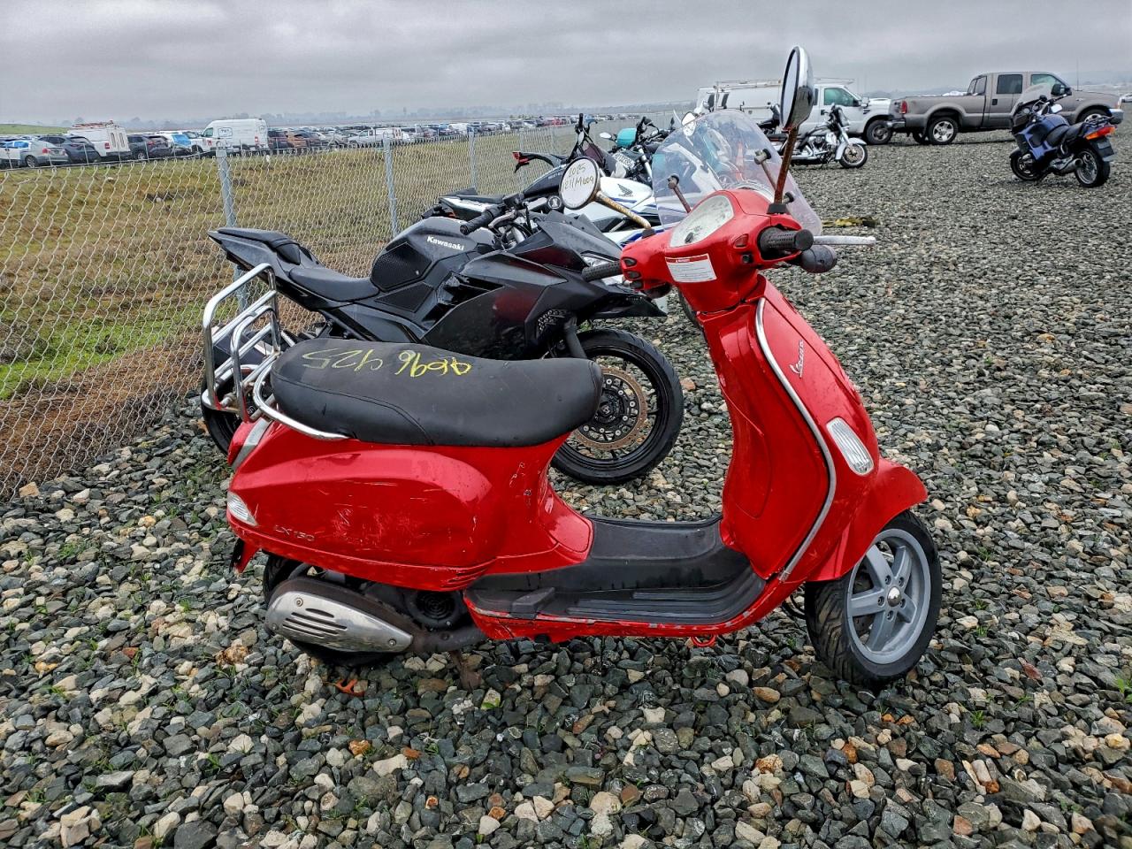 Vespa Scooter 150 Image 1