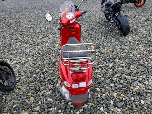 Vespa Scooter 150 Image 6