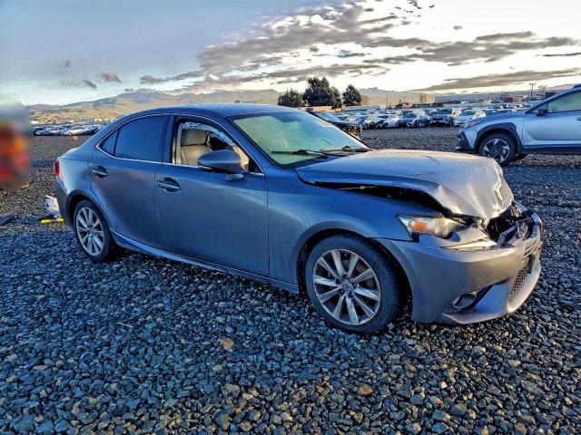 Lexus Is 250 Image 5