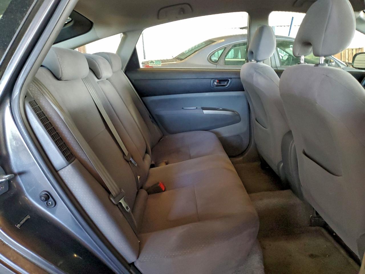 Toyota Prius Image 8