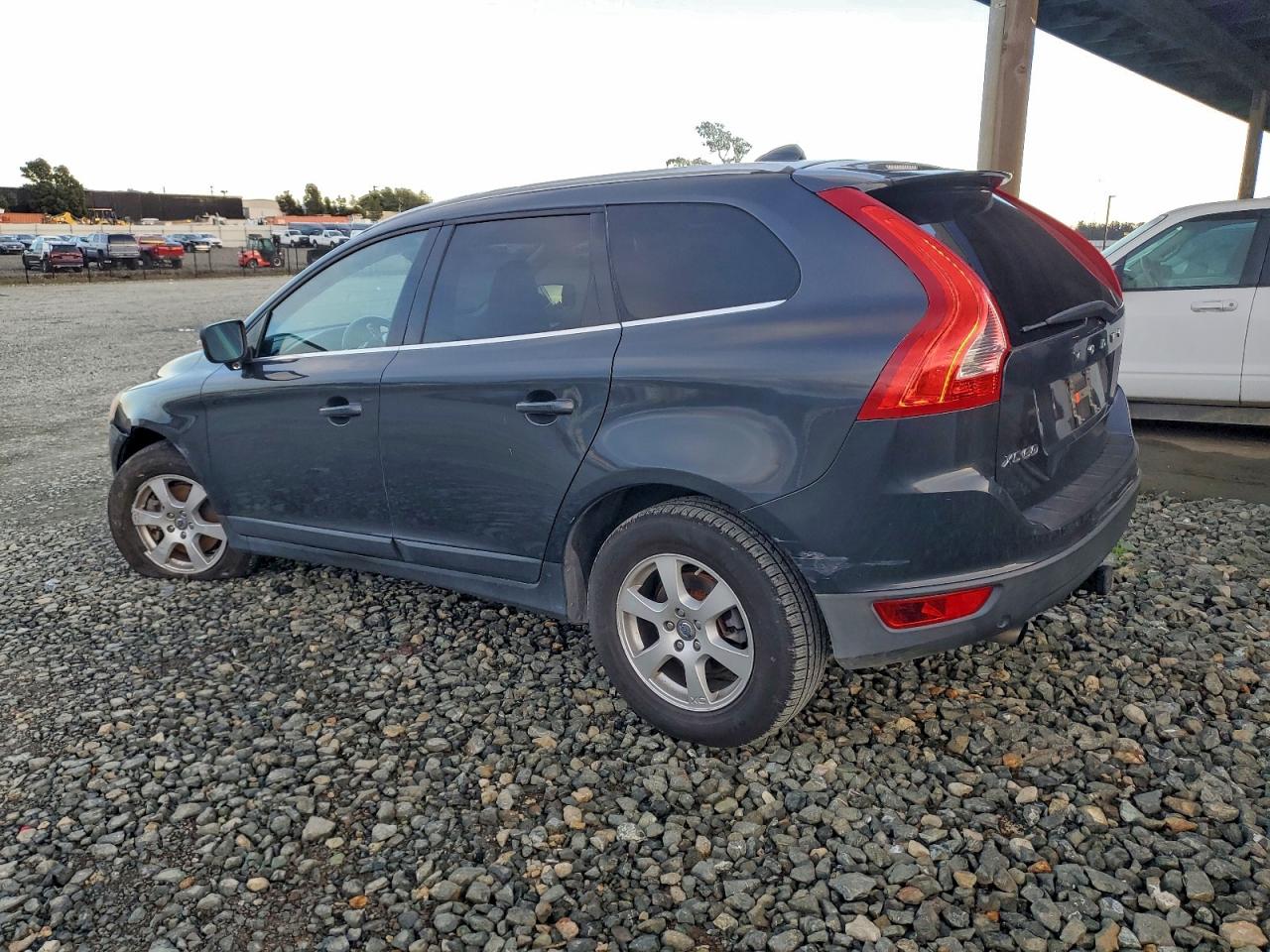 Volvo XC60 3.2 Image 9