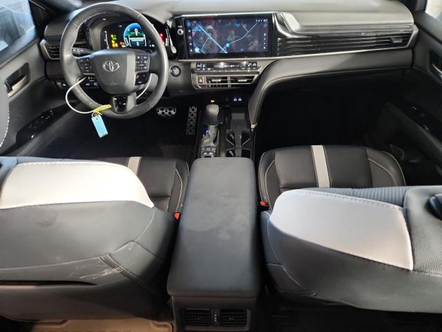 Toyota Camry Xse Image 10