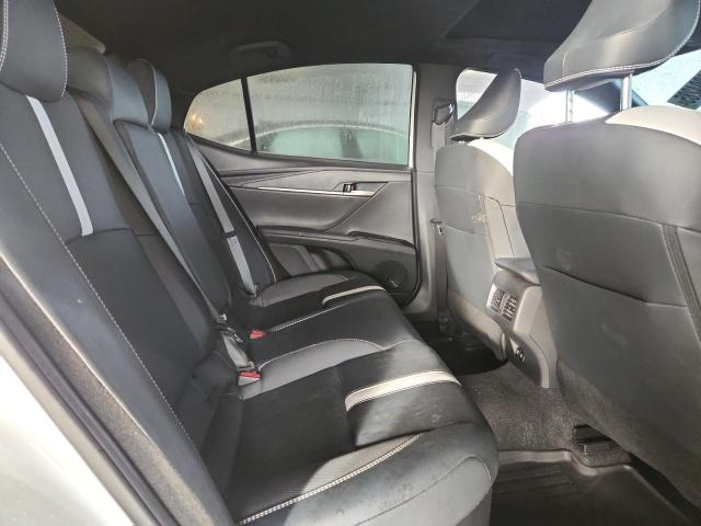 Toyota Camry Xse Image 8