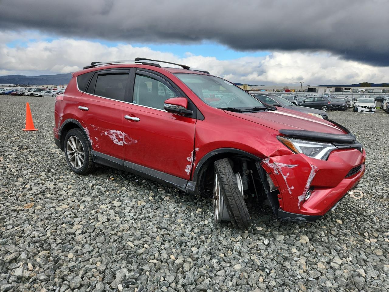 Toyota RAV4 Limited Image 3