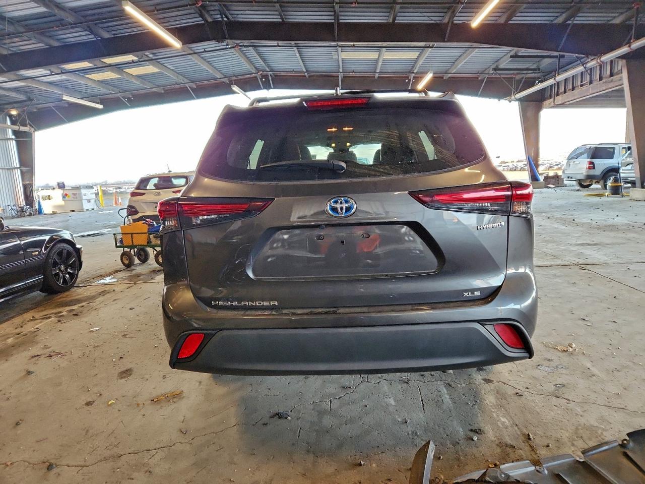 Toyota Highlander Hybrid Xle Image 5