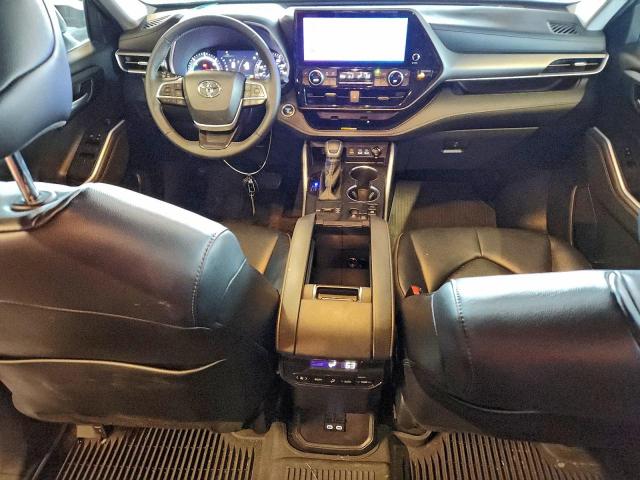 Toyota Highlander Hybrid Xle Image 6