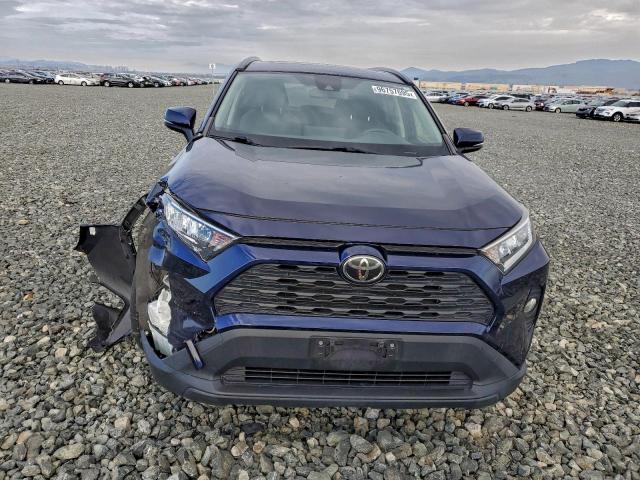 Toyota RAV4 Xle Image 10