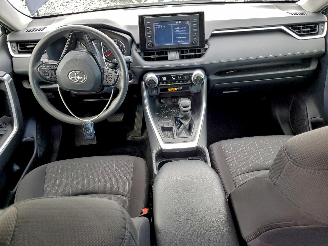 Toyota RAV4 Xle Image 8