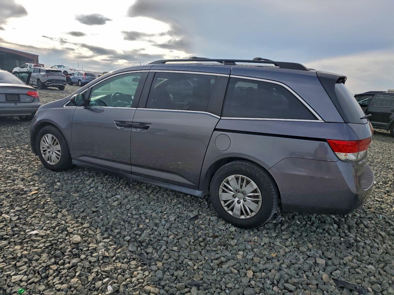 Honda Odyssey Lx Image 2
