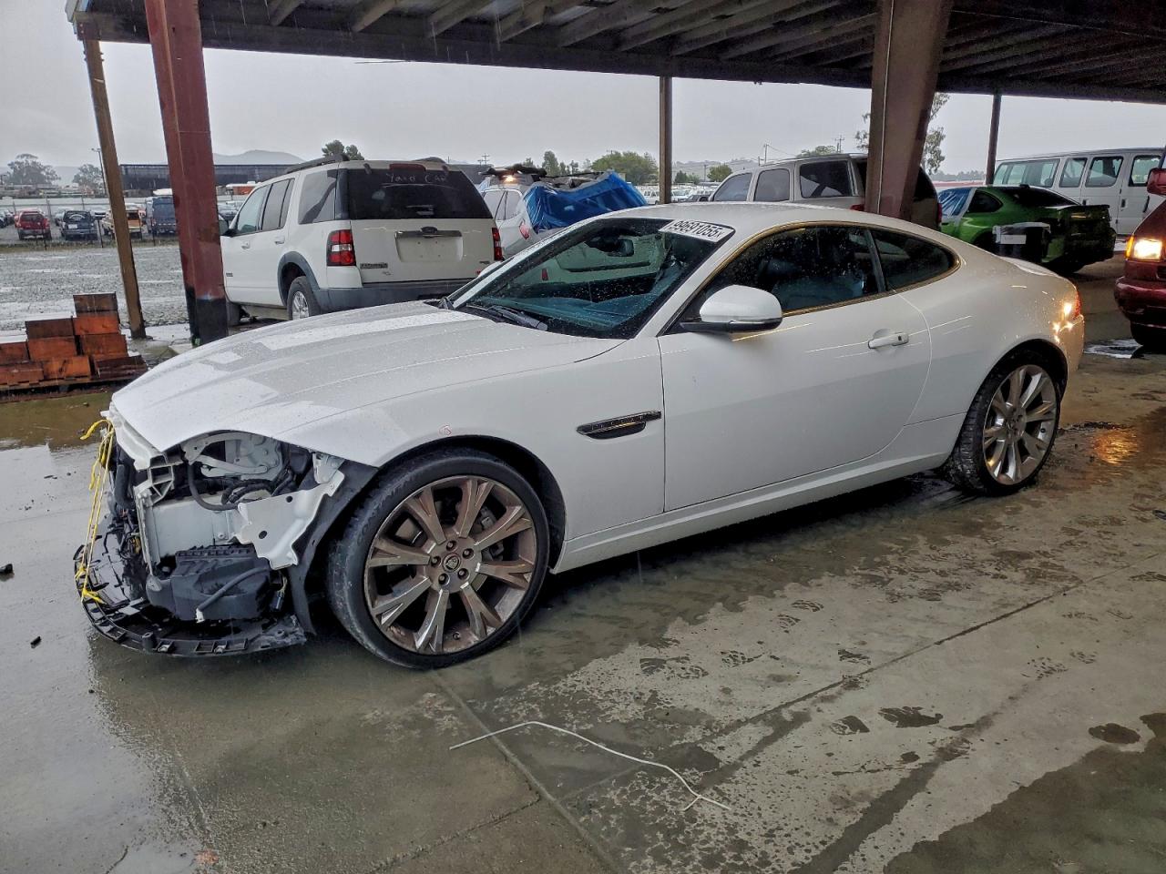 Jaguar XK Image 1