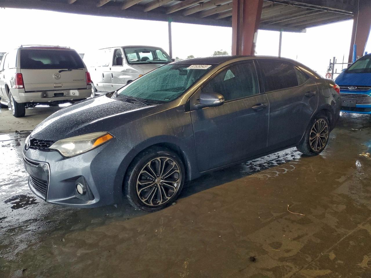 Toyota Corolla L Image 1