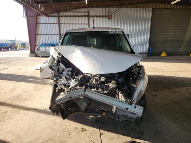 Nissan Nv 2.5s Image 2