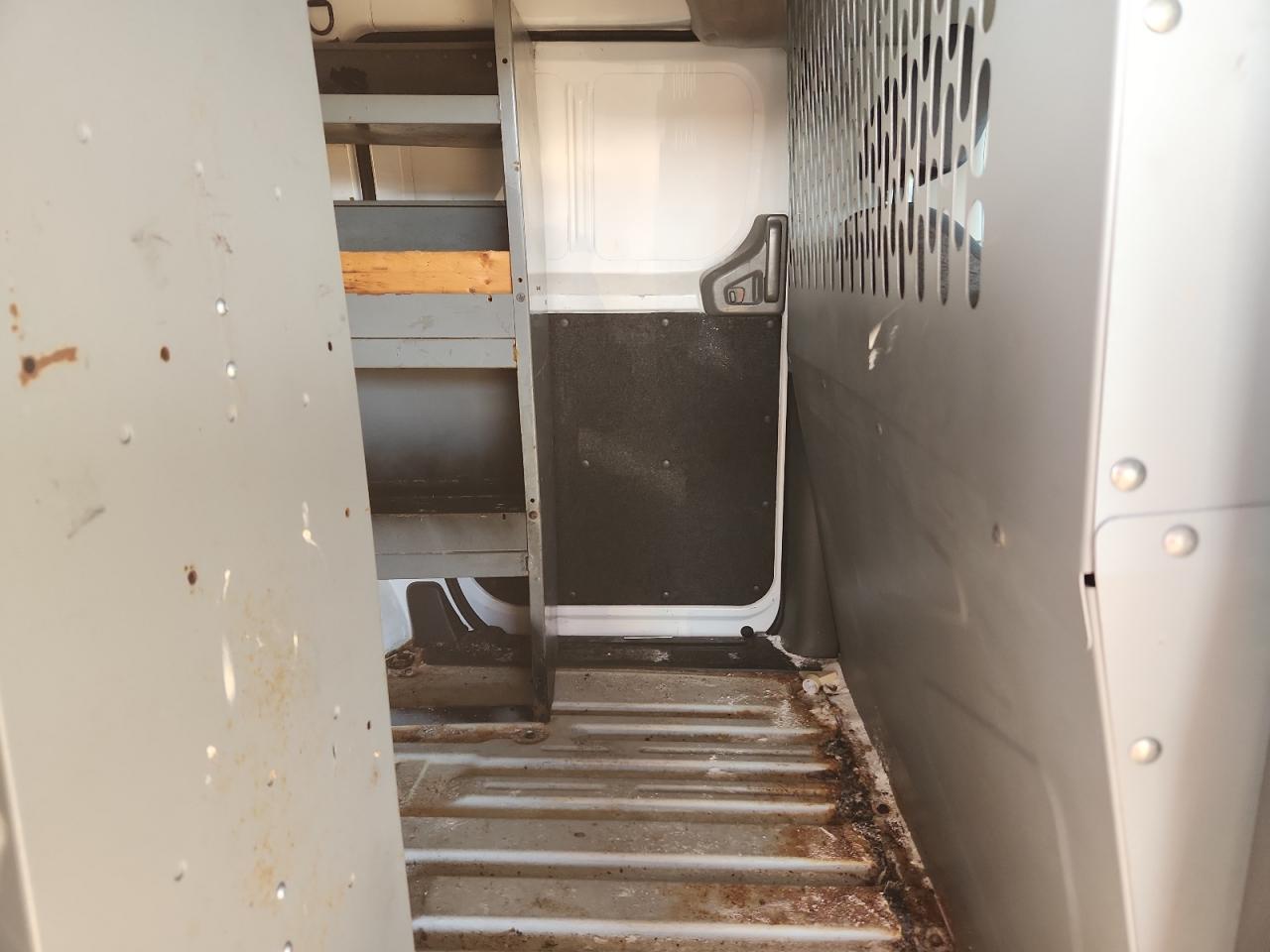 Nissan Nv 2.5s Image 10