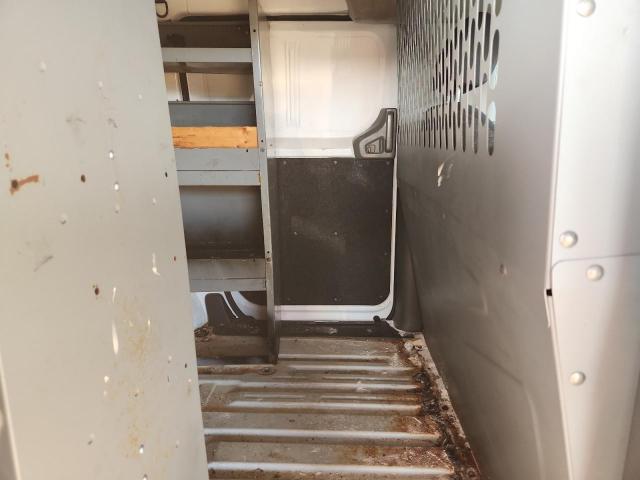 Nissan Nv 2.5s Image 10