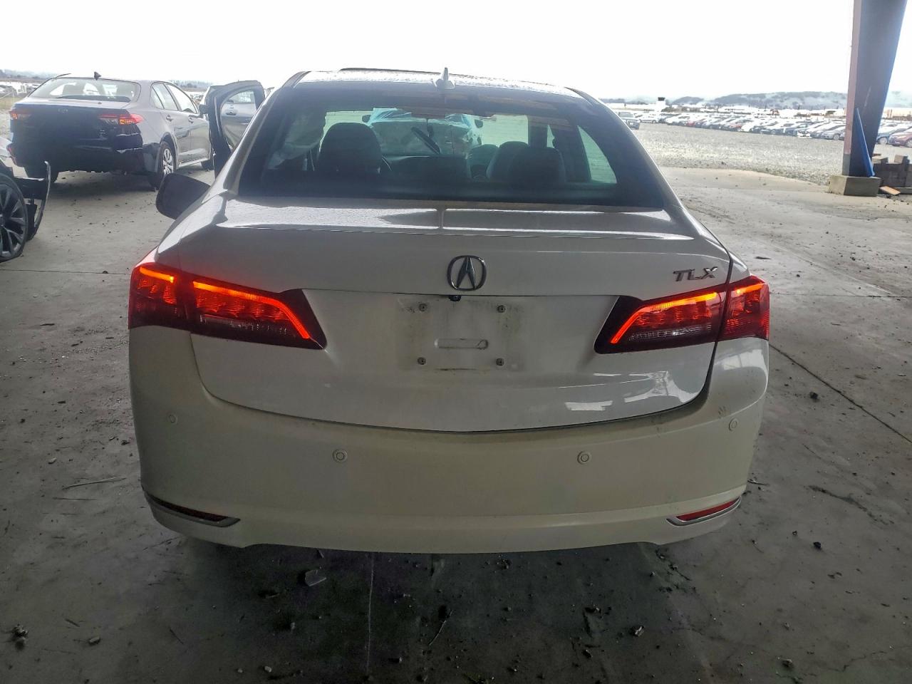 Acura TLX Advance Image 7