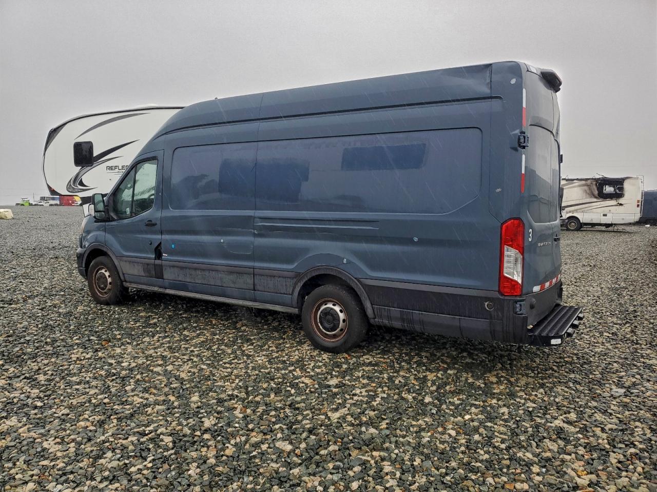 Ford Transit T-250 Image 9