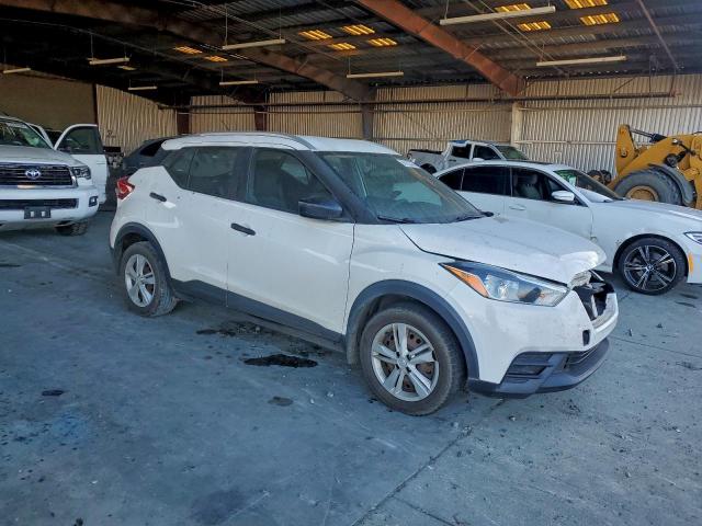 Nissan Kicks S Image 5