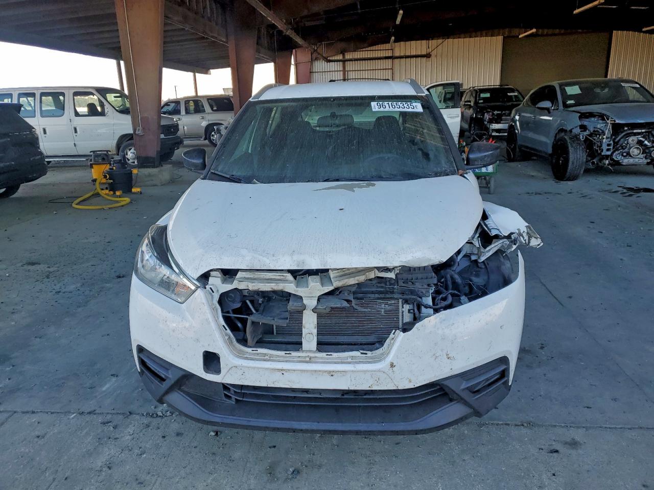 Nissan Kicks S Image 12