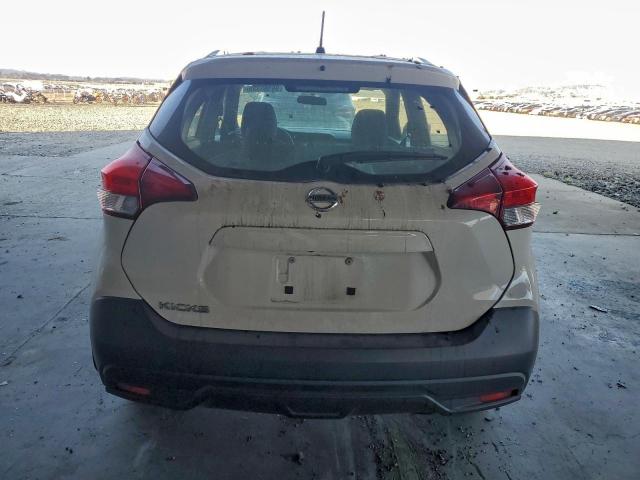 Nissan Kicks S Image 10