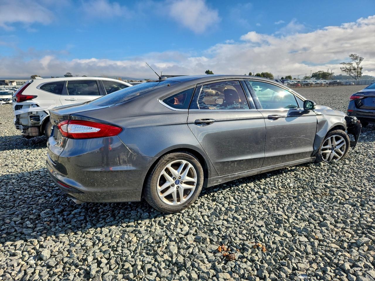 Ford Fusion Se Image 12