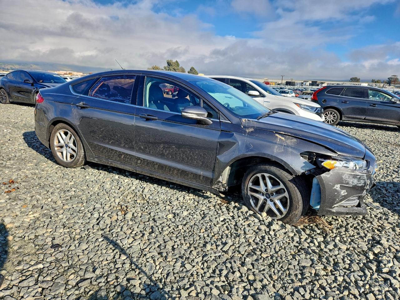 Ford Fusion Se Image 3