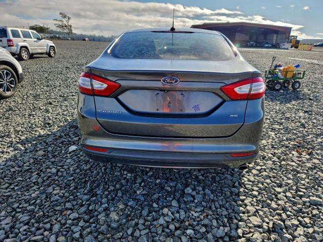 Ford Fusion Se Image 4