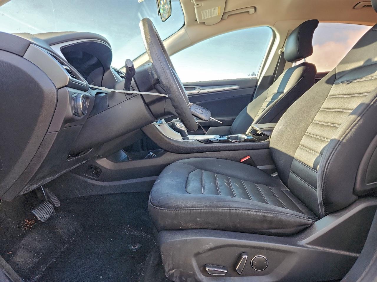 Ford Fusion Se Image 5