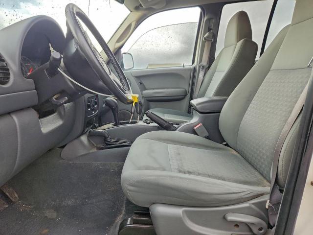 Jeep Liberty Sport Image 4