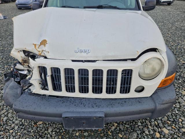 Jeep Liberty Sport Image 11