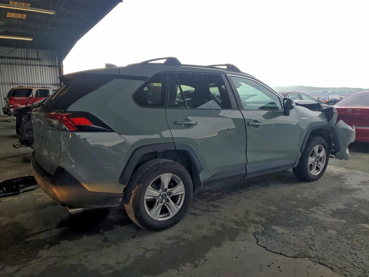 Toyota RAV4 Xle Image 11